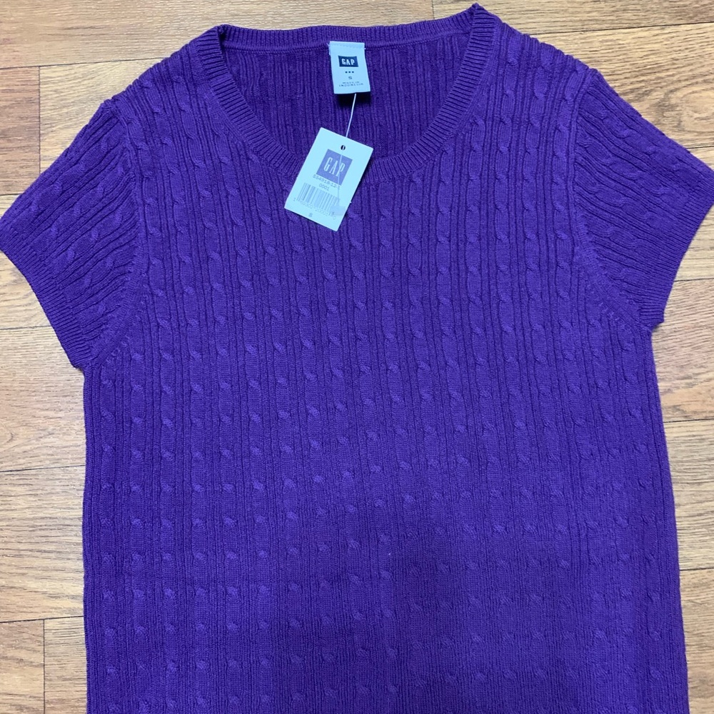 Women’s Purple Gap Sweater Size Small New With Tags